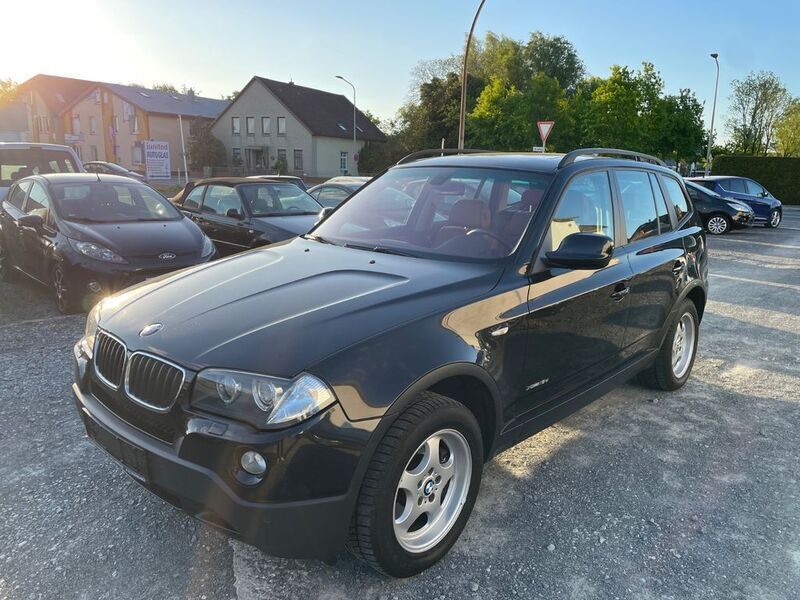 Schwarz Gebraucht 2010 BMW X3 Efficient Dynamics SUV | 11.500 € (Teuer) - Bild 1/4