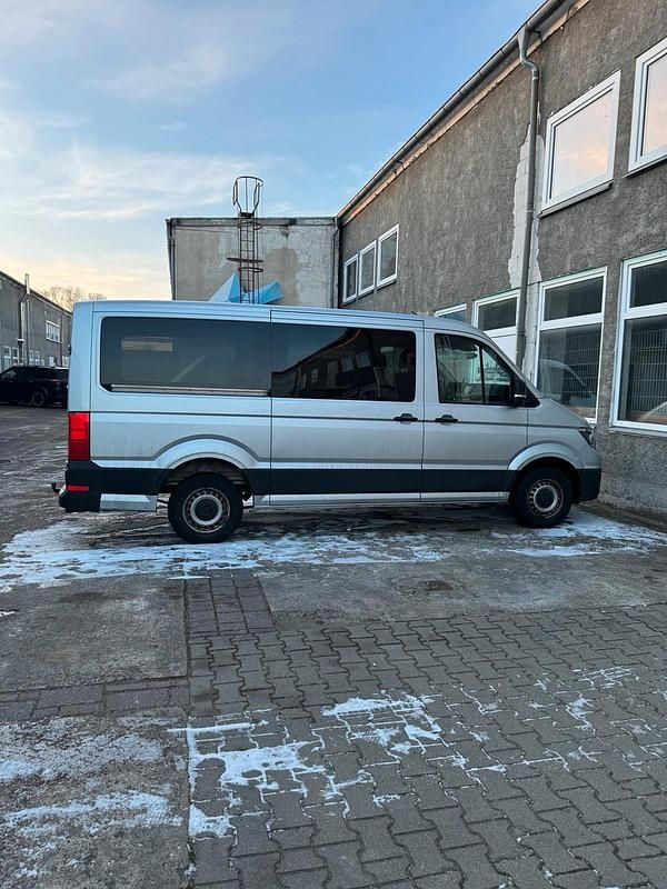 Silber Gebraucht 2018 VW Crafter Van | 29.999 € - Bild 1/4