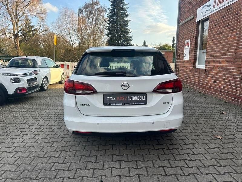 Gebraucht Opel Astra Edition 95 PS (69 kW) 2017 Weiß Kombi