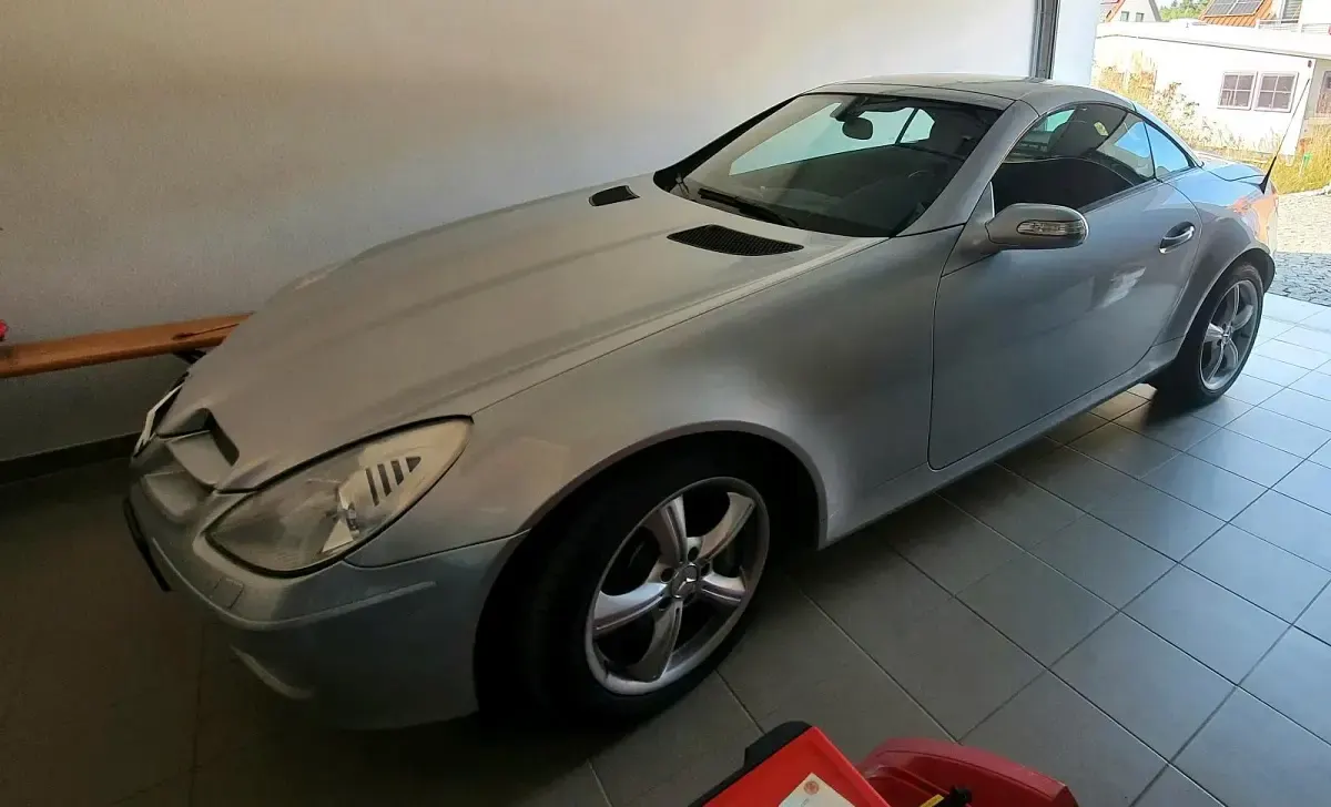 Gebraucht Mercedes SLK350 272 PS (200 kW) 2004 Silber Cabrio