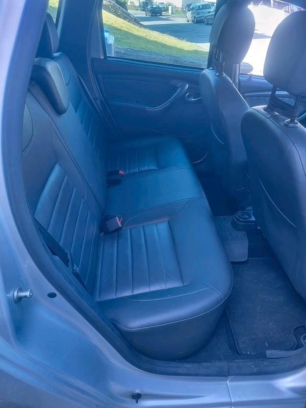 Gebraucht Dacia Duster 110 PS (80 kW) 2016 Silber SUV