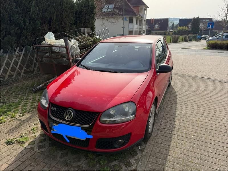 Gebraucht VW Golf GTI 200 PS (147 kW) 2008 Rot Coupé