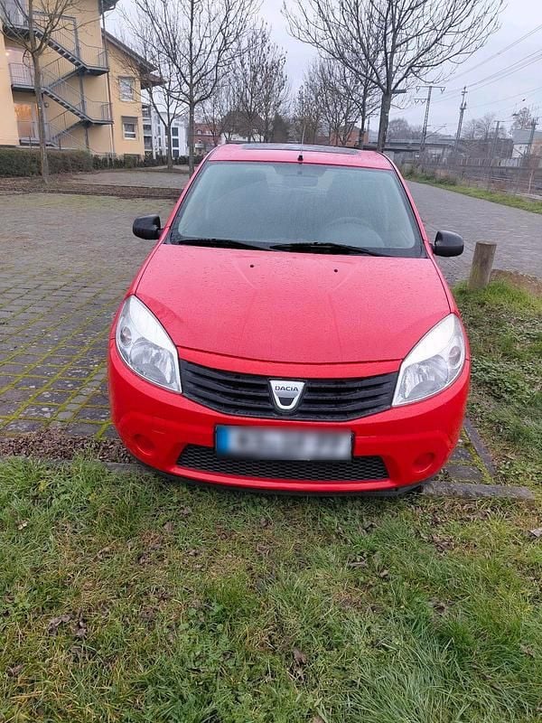 Gebraucht Dacia Sandero 75 PS (55 kW) 2009 Rot Kleinwagen