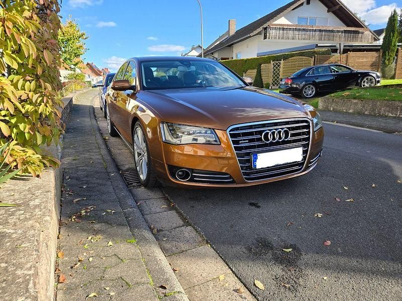 Orange Gebraucht 2012 Audi A8 Limousine | 19.500 € (Fairer Preis) - Bild 1/4