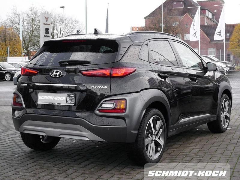 Gebraucht Hyundai Kona Style 120 PS (88 kW) 2019 Schwarz SUV