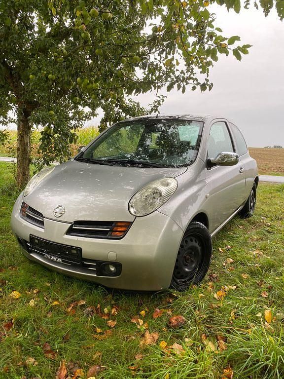 Silber Gebraucht 2003 Nissan Micra Acenta Kleinwagen | 1.199 € (Fairer Preis) - Bild 1/4