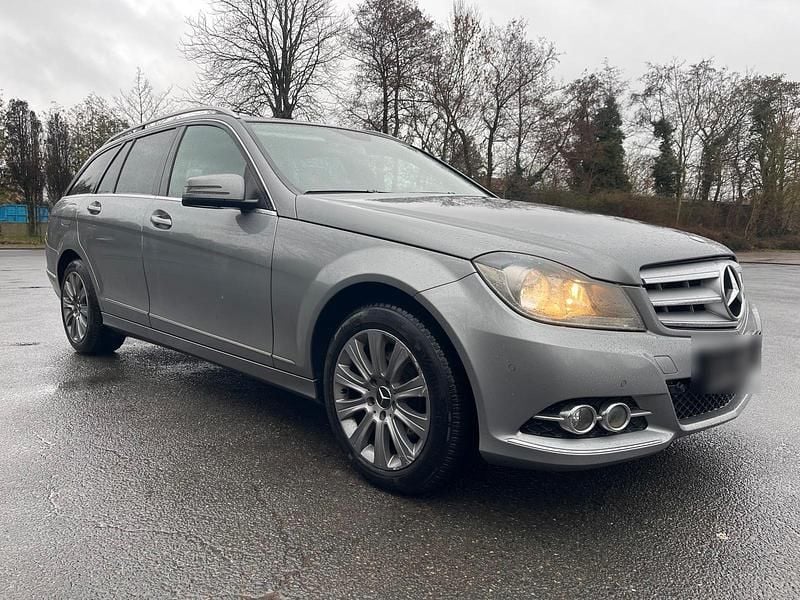 Gebraucht Mercedes C250 Avantgarde 204 PS (150 kW) 2012 Grau Kombi