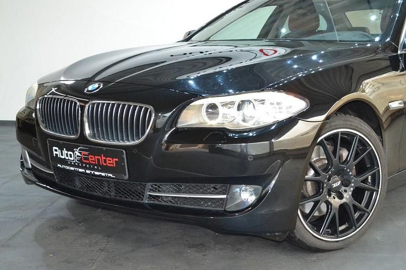 Gebraucht BMW 530 Performance 272 PS (200 kW) 2013 Saphirschwarz Limousine