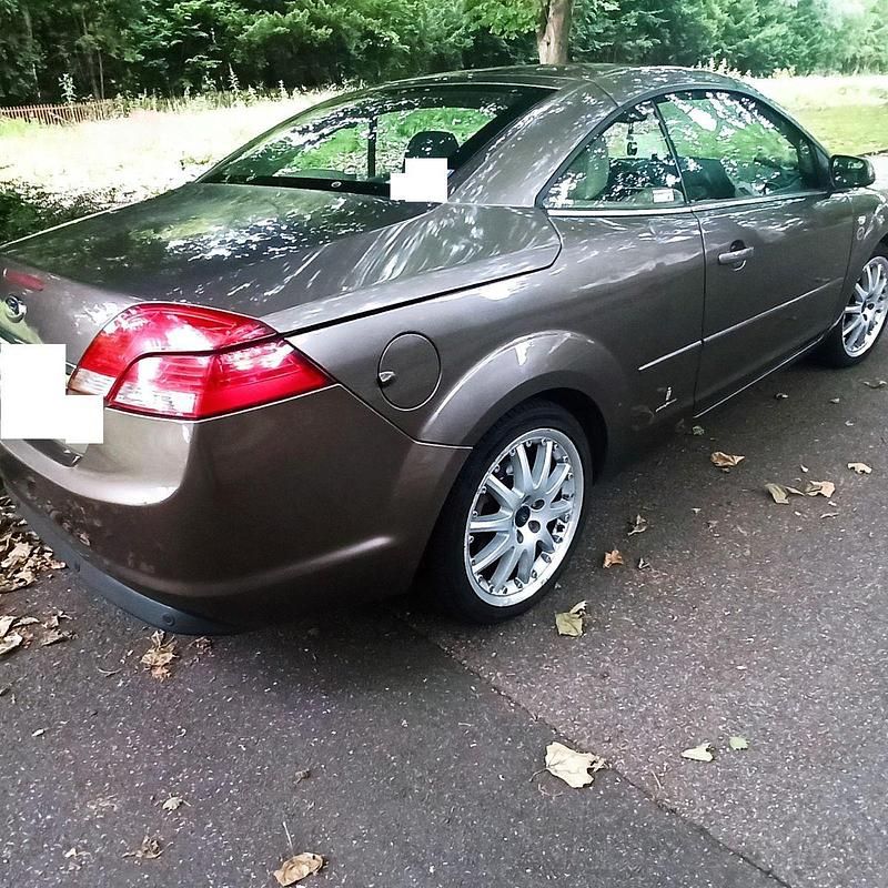 Occasion Ford Focus Cabriolet Titanium 145 ch (106 kW) 2007 Beige Cabriolet