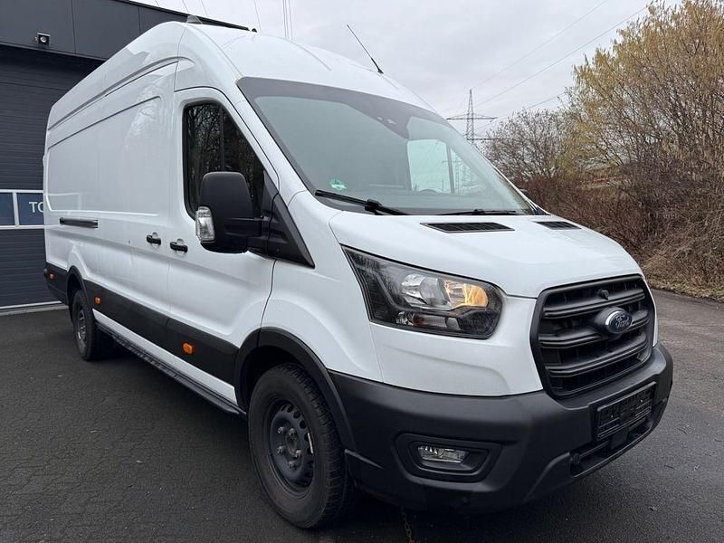 Gebraucht Ford Transit 131 PS (96 kW) 2024 Weiß Van / Kleinbus
