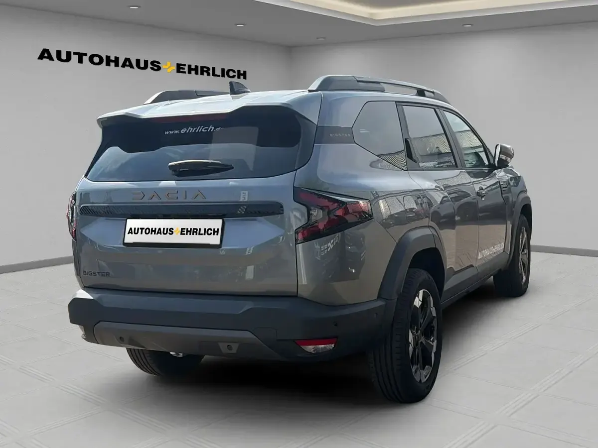 Neu Dacia Bigster Extreme 140 PS (102 kW) 2026 Grau SUV