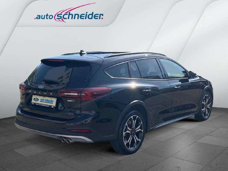 Gebraucht Ford Focus Active 155 PS (114 kW) 2023 Obsidianschwarz metallic (metallic) Kombi