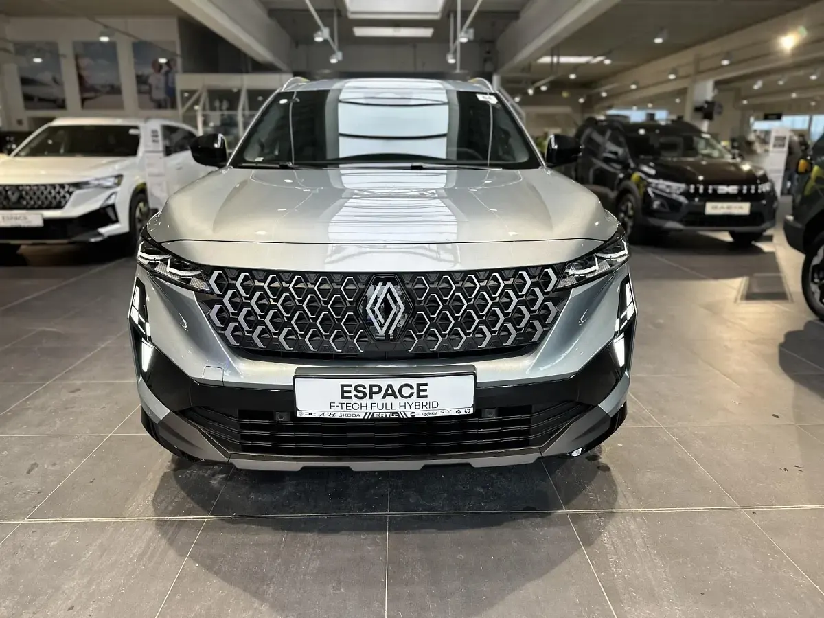 Nuova Renault Espace Techno 2026 SUV