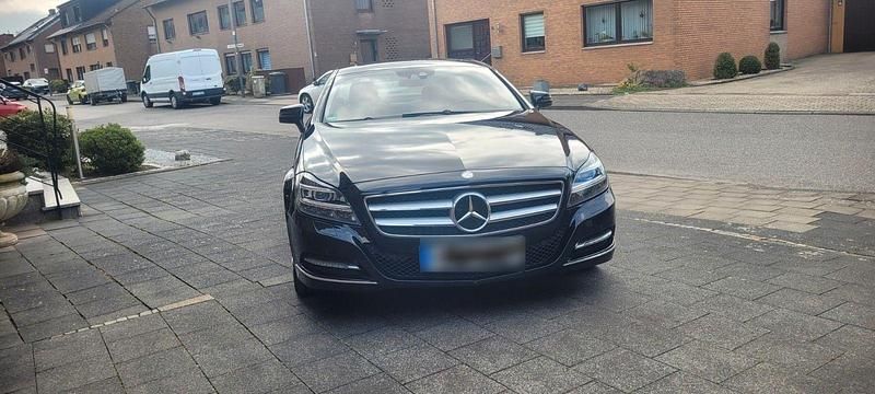 Gebraucht Mercedes CLS350 265 PS (194 kW) 2011 Schwarz Coupé
