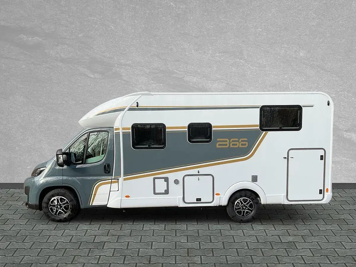 Neu Buerstner Lyseo TD 140 PS (102 kW) 2026 Grau Van