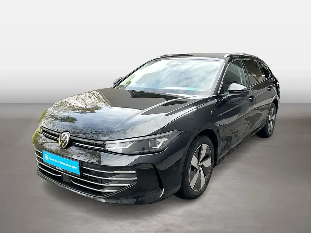 Gebraucht VW Passat Business 150 PS (110 kW) 2025 Grenadillschwarz Kombi