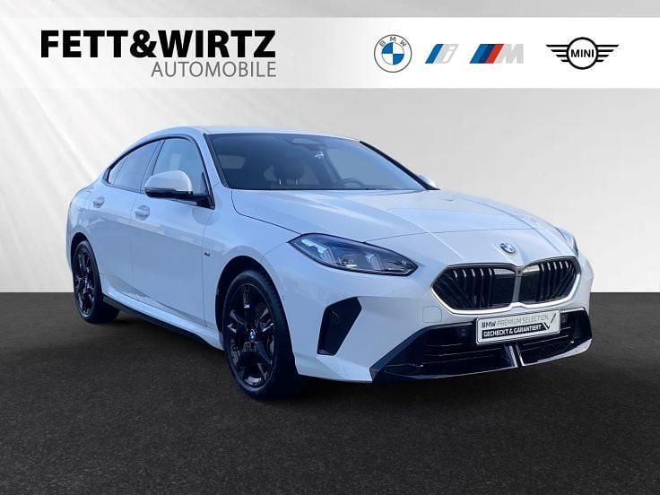 Gebraucht BMW 220 M Sport 170 PS (125 kW) 2025 Alpinweiss Limousine
