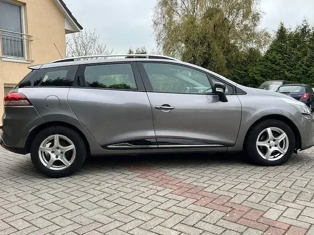 Gebraucht Renault Clio 90 PS (66 kW) 2014 Grau Kombi