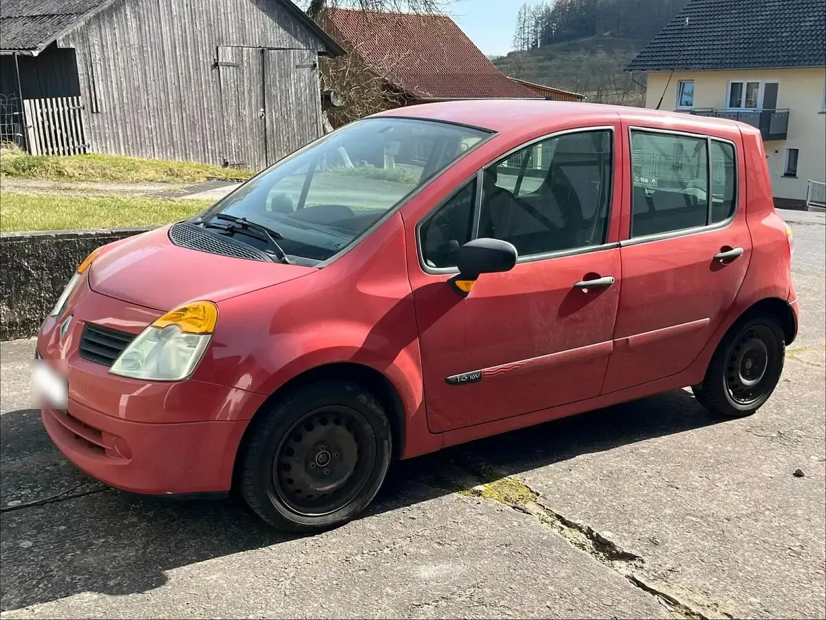 Second-hand Renault Modus 65 CP (47 kW) 2004 Roșu Monovolum