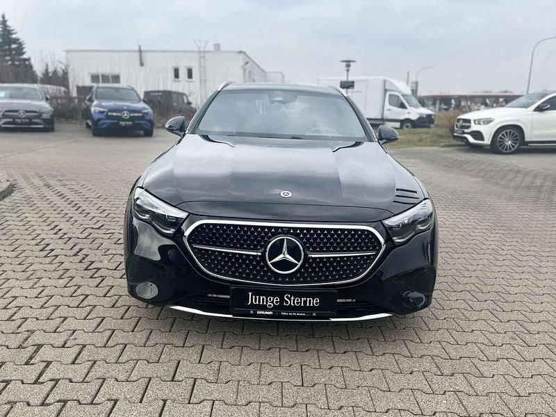 Gebraucht Mercedes E450 Avantgarde 367 PS (269 kW) 2024 Lack obsidianschwarz Kombi