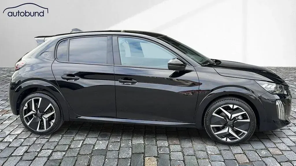 Neu Peugeot 208 GT 145 PS (106 kW) 2025 Schwarz Kleinwagen
