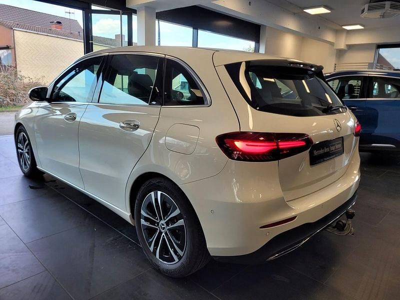 Gebraucht Mercedes B220 Advanced Plus 191 PS (140 kW) 2024 Weiß Kleinwagen