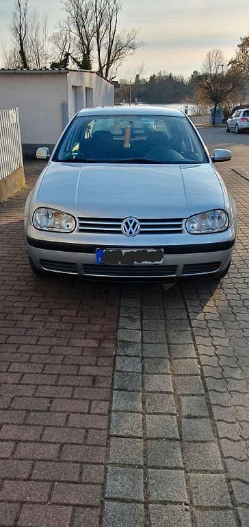Silber Gebraucht 2001 VW Golf IV Limousine | 2.550 € (Teuer) - Bild 1/4