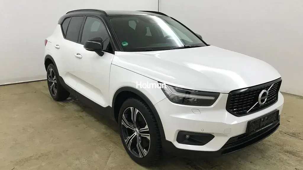 Gebraucht Volvo XC40 R-Design 179 PS (131 kW) 2021 Weiß SUV