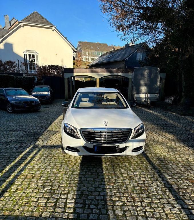 Blau Gebraucht 2016 Mercedes S500L Limousine | 44.900 € - Bild 1/4
