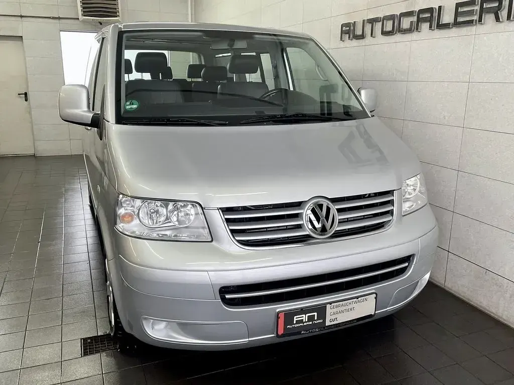 Gebraucht VW Multivan Comfortline 174 PS (127 kW) 2008 Silber Van / Kleinbus