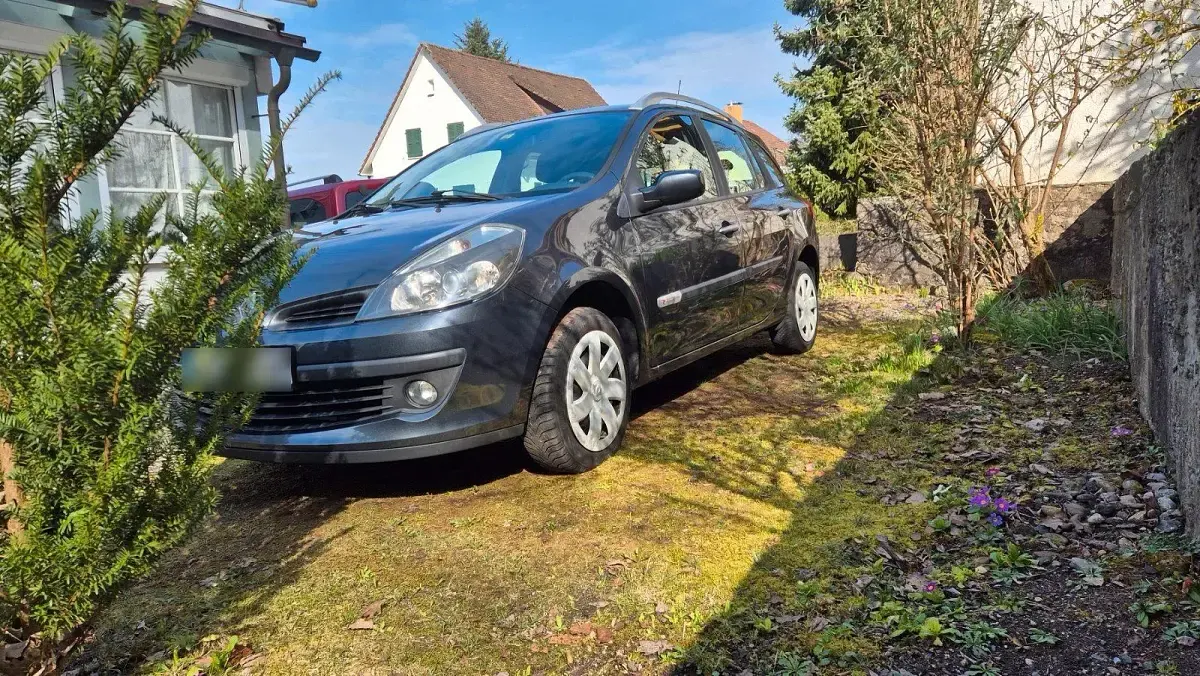 Gebraucht Renault Clio GrandTour 75 PS (55 kW) 2009 Grau Kombi