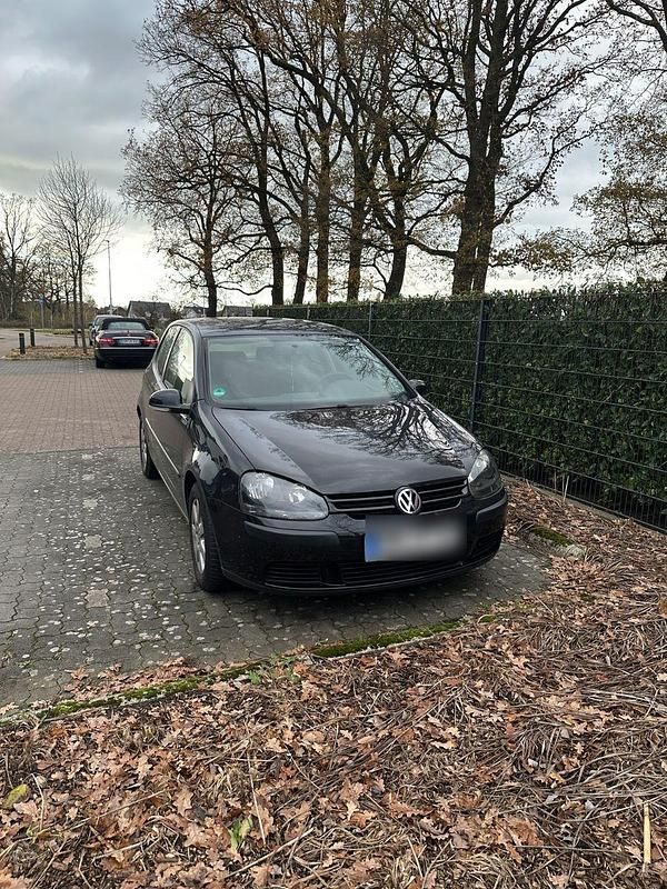 Schwarz Gebraucht 2006 VW Golf Trendline Limousine | 1.000 € (Superpreis) - Bild 1/4