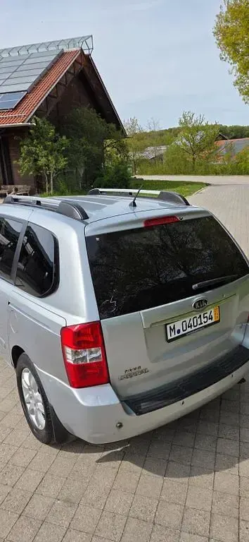 Gebraucht Kia Carnival 185 PS (136 kW) 2007 Grau Van / Kleinbus