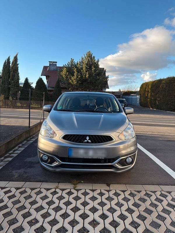 Grau Gebraucht 2020 Mitsubishi Space Star Kleinwagen | 4.500 € (Superpreis) - Bild 1/4