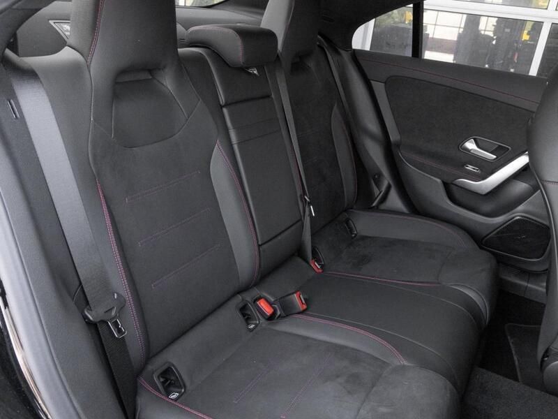 Gebraucht Mercedes CLA250e Premium 163 PS (119 kW) 2024 Othercolor Limousine