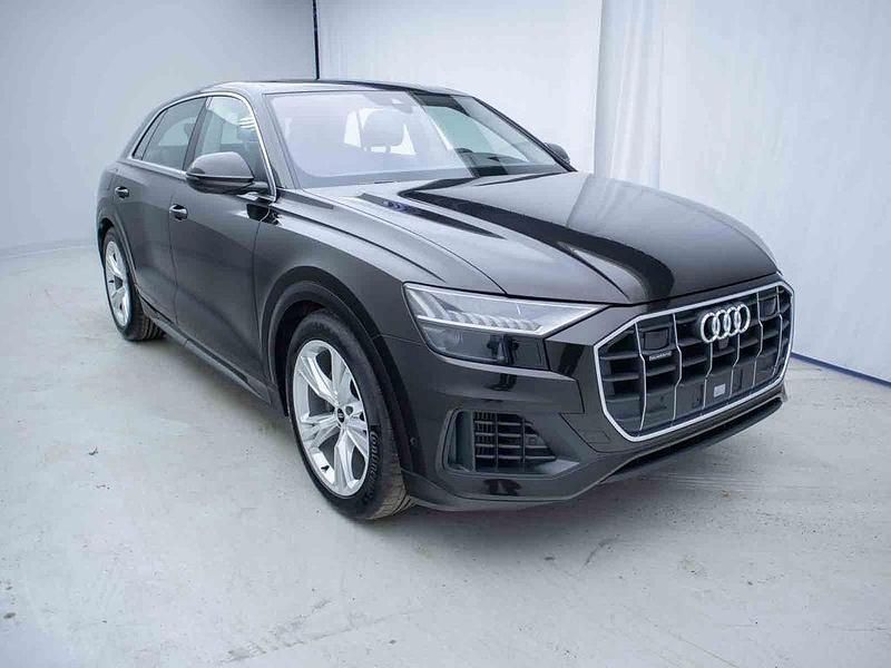 Gebraucht Audi Q8 Ambiente 340 PS (250 kW) 2022 Tamarindenbraun metallic SUV