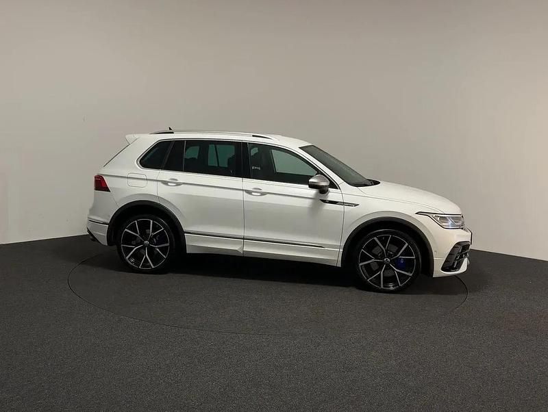 Gebraucht VW Tiguan R 320 PS (235 kW) 2024 Weiß SUV