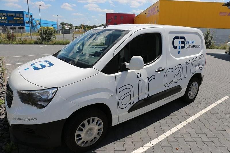 Gebraucht Opel Combo 76 PS (55 kW) 2020 Weiß Van / Kleinbus