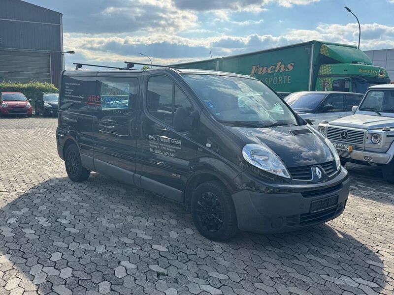 Schwarz Gebraucht 2012 Renault Trafic Van | 5.950 € (Superpreis) - Bild 1/4
