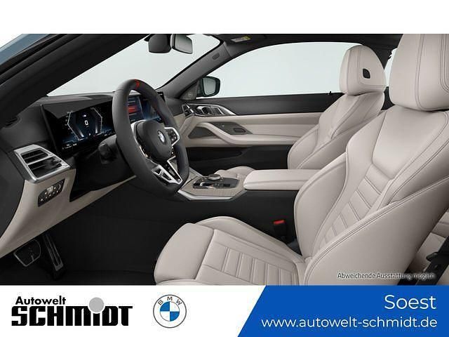 Gebraucht BMW M440 Comfort Edition 340 PS (250 kW) 2025 Cape york grün Limousine