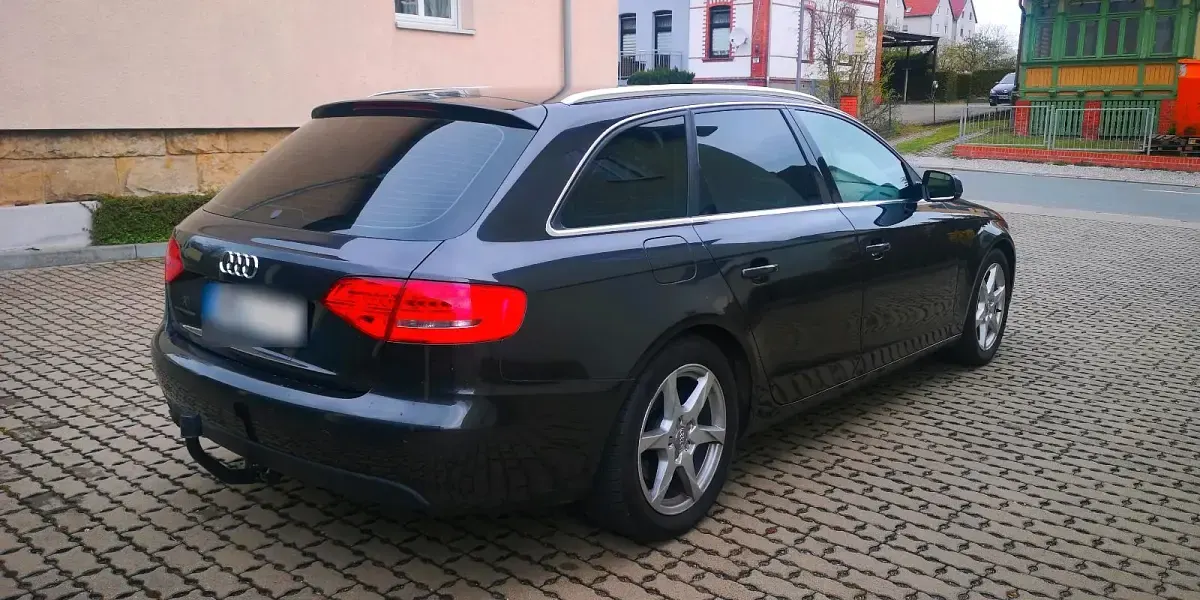 Gebraucht Audi A4 160 PS (117 kW) 2010 Grau Kombi