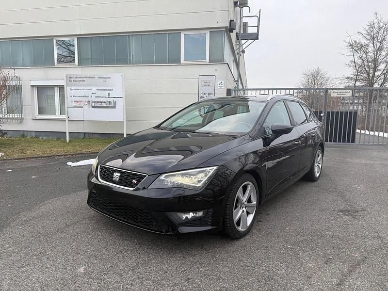 Schwarz Gebraucht 2015 Seat Leon FR-Line Kombi | 5.900 € (Fairer Preis) - Bild 1/4
