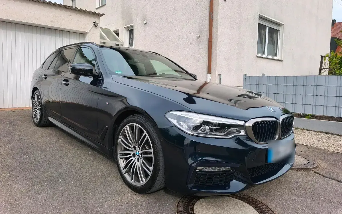 Używany BMW 520 Shadowline 190 KM (139 kW) 2017 Czarny Kombi