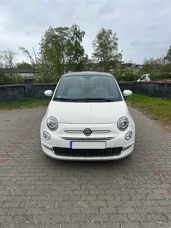 Weiß Gebraucht 2023 Fiat 500 Dolcevita Kleinwagen | 11.800 € (Guter Preis) - Bild 1/4