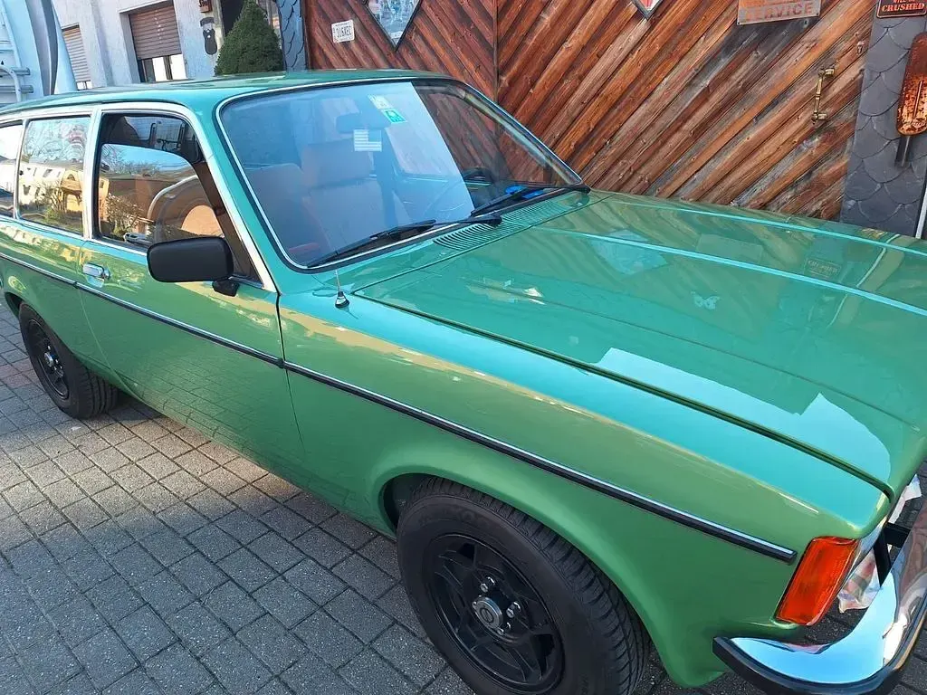 Używany Opel Kadett 54 KM (39 kW) 1978 Zielony Coupe