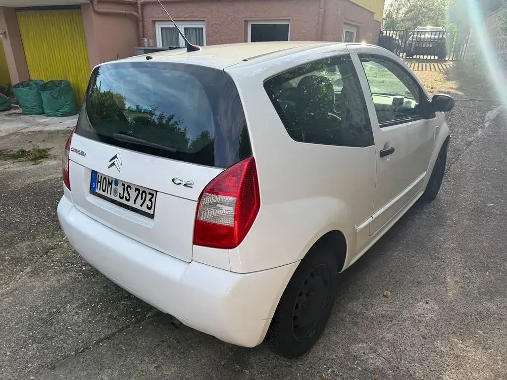 Gebraucht Citroën C2 Style 60 PS (44 kW) 2009 Weiß Kleinwagen