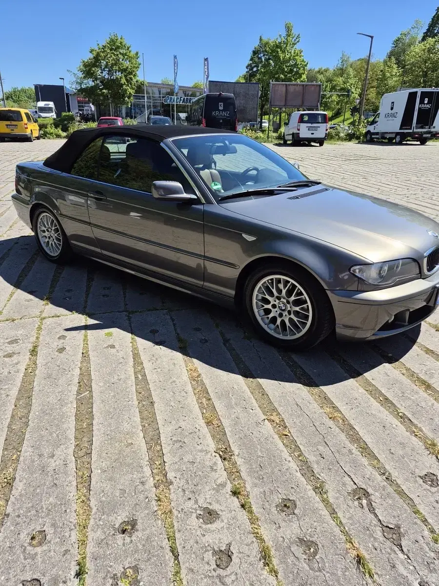 Gebraucht BMW 320 Cabriolet 170 PS (125 kW) 2004 Andere farben Cabrio