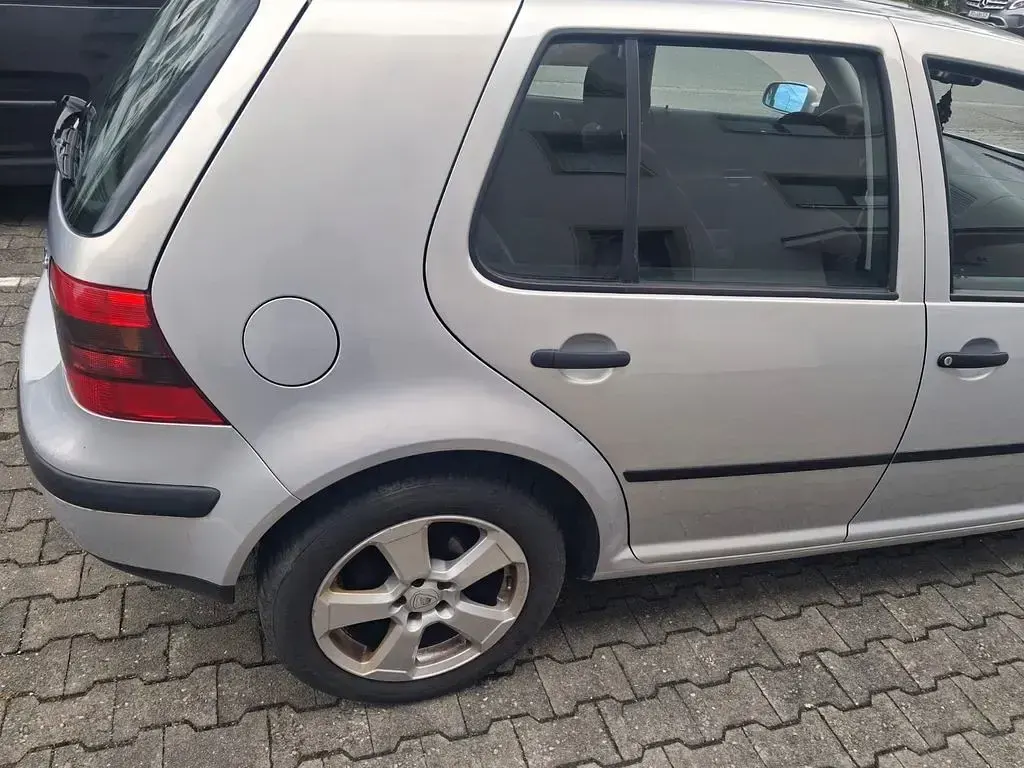 Gebraucht VW Golf III 101 PS (74 kW) 1998 Silber Limousine