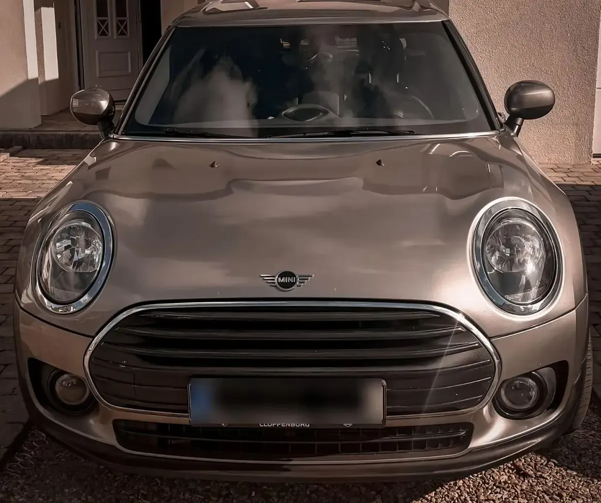 Usata Mini ONE Classic 102 CV (75 kW) 2021 Beige Utilitaria