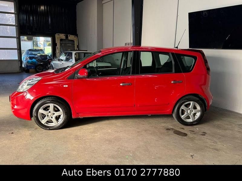 Gebraucht Nissan Note Acenta 88 PS (64 kW) 2010 Rot Kleinwagen